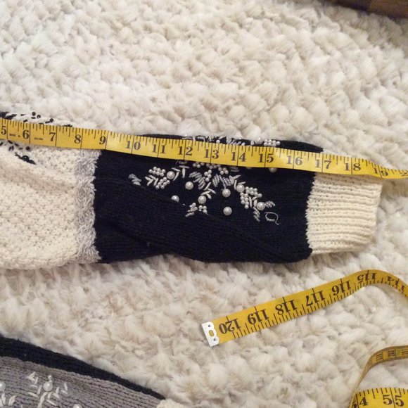 Hand Knitted Vintage Oversize Funnel Neck Sweater - Picture 5 of 16